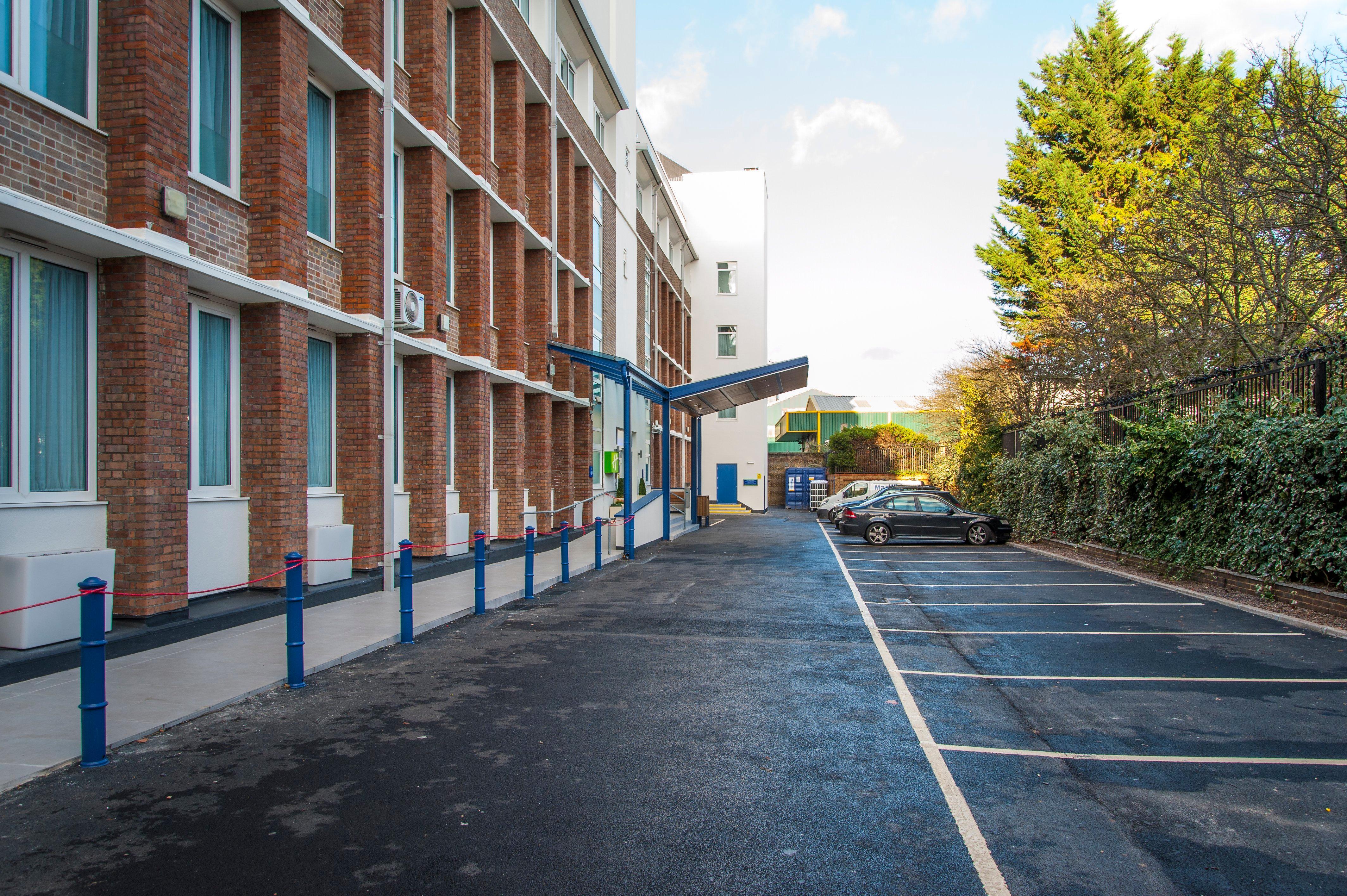 Hotel Express - Vauxhall Nine Elms, An Ihg Londres